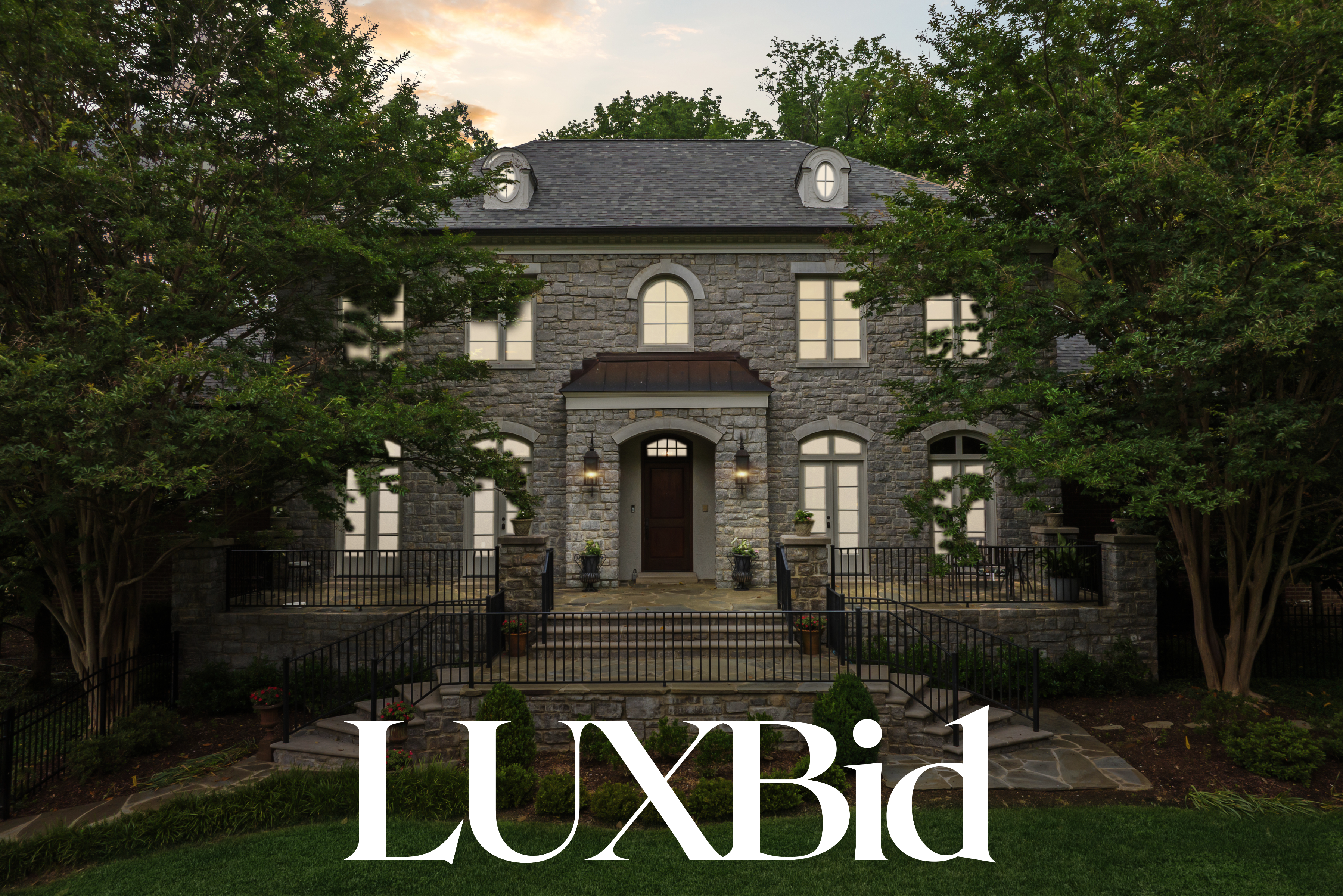 LIVE  – 1810 Tyne Blvd Nashville, Tennessee